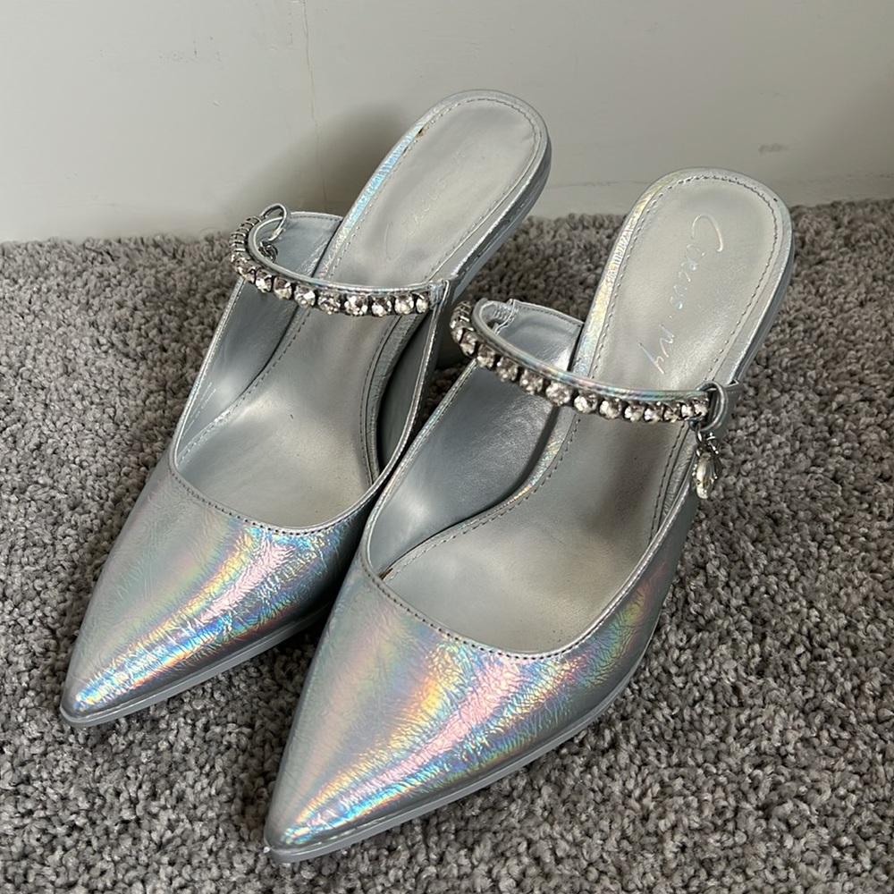 Iridescent High Heels - Picture 3 of 3